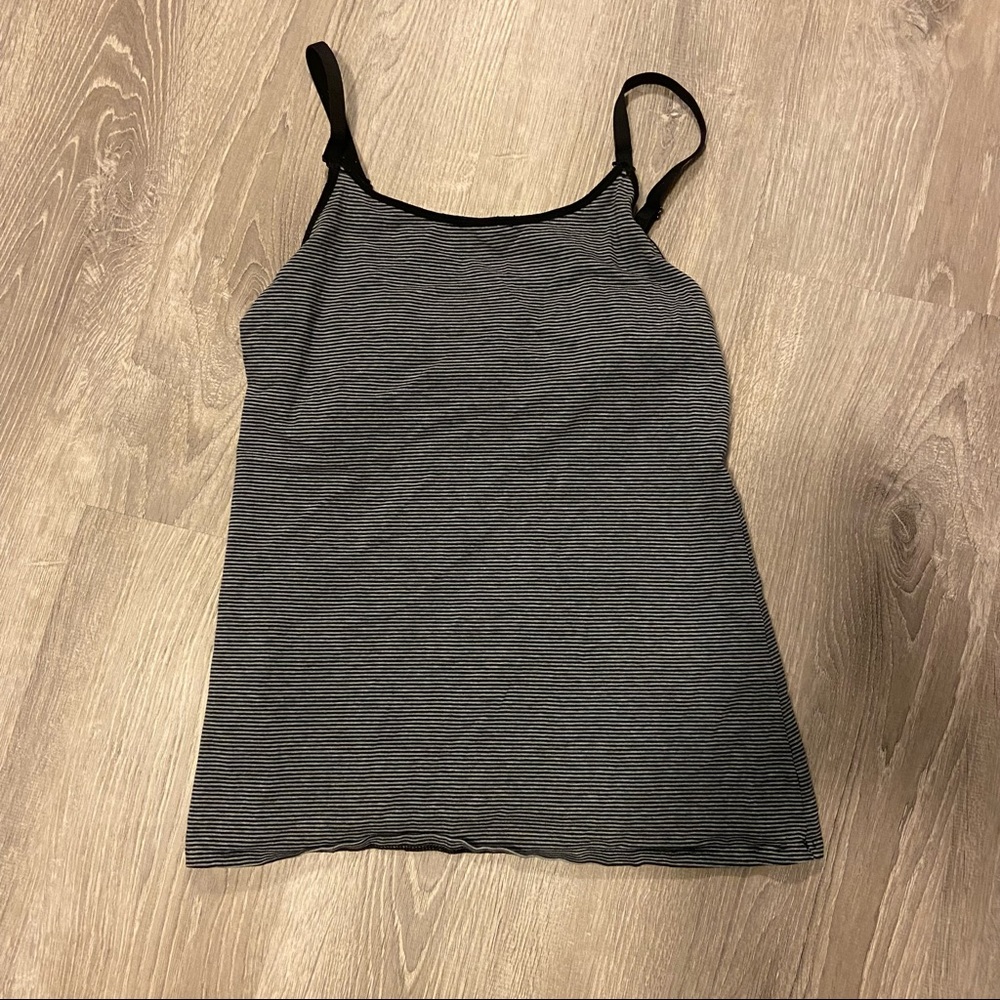 Gilligan O’Malley black & gray striped nursing tank top size M GUC